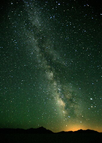 File:Under the Milky Way.jpg
