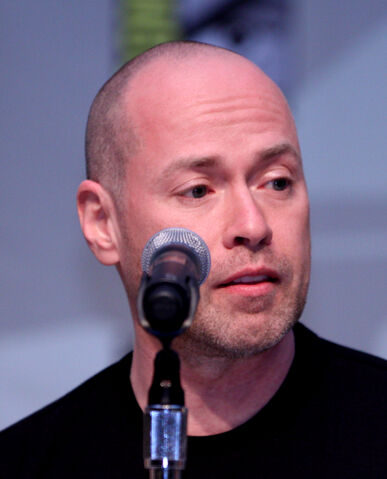 Datei:Steven S. DeKnight.jpg