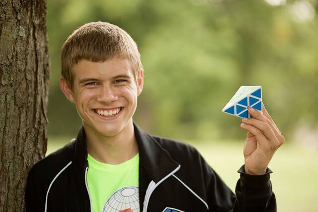 File:Drew brads.jpg