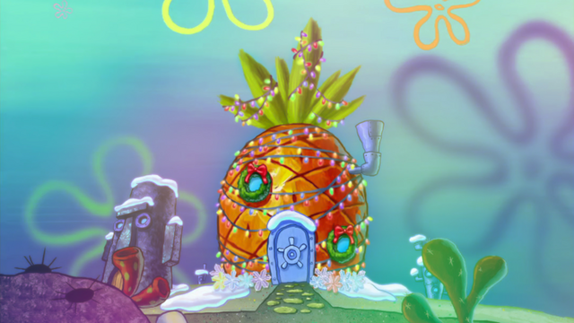 File:Christmas pineapple.png