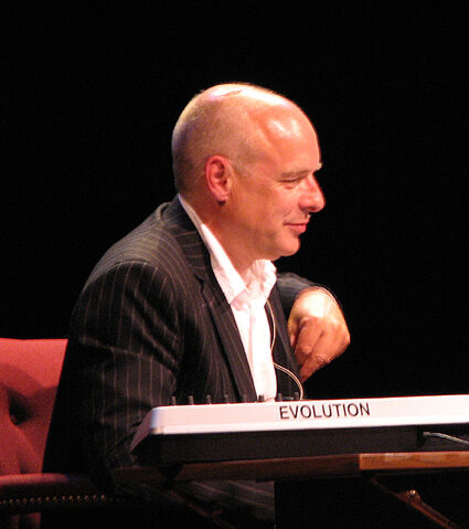Файл:Brian Eno Profile Long Now Foundation 2006.jpg