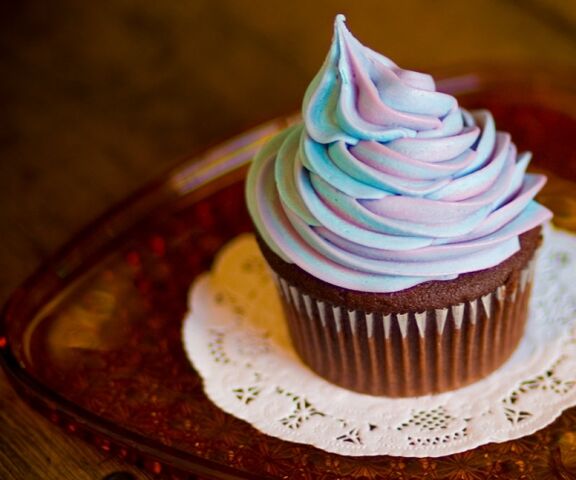 File:Delicious-cupcake.jpg