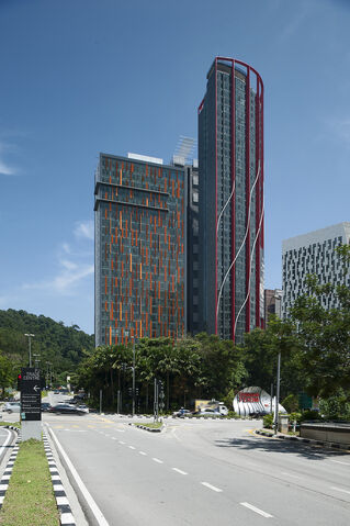 File:RealWorld Empire Damansara.jpg