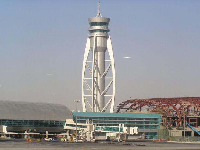 File:Multi-legged Tower.jpg