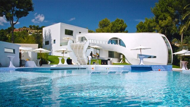 File:RealWorld Casa con Vida Villa.jpg