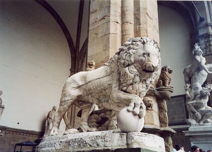 File:RealWorld Lion Statue.jpg