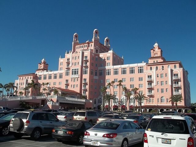File:RealWorld Hotel Complex.jpeg