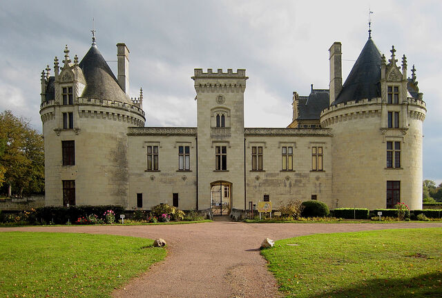 File:RealWorld Breze Castle.jpg