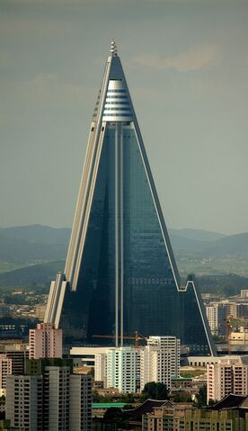 File:RealWorld Ryungyong Hotel.jpg