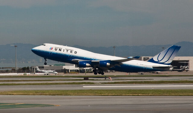 File:RealWorld Courier Airplane.jpg