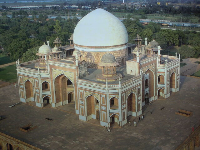 File:RealWorld Humayan's Tomb.jpg