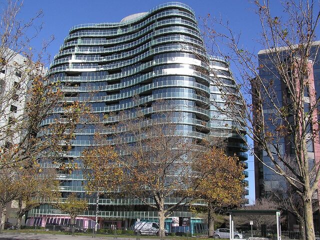 File:RealWorld YVE Apartments.jpg