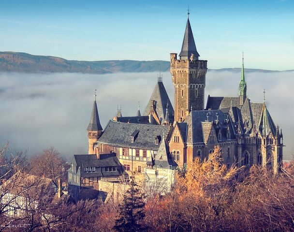 File:RealWorld Wernigerode Castle.jpg