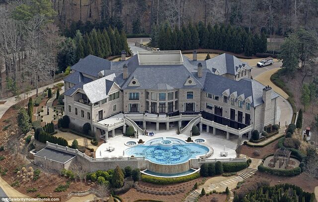 File:RealWorld Atlanta Mansion.jpg