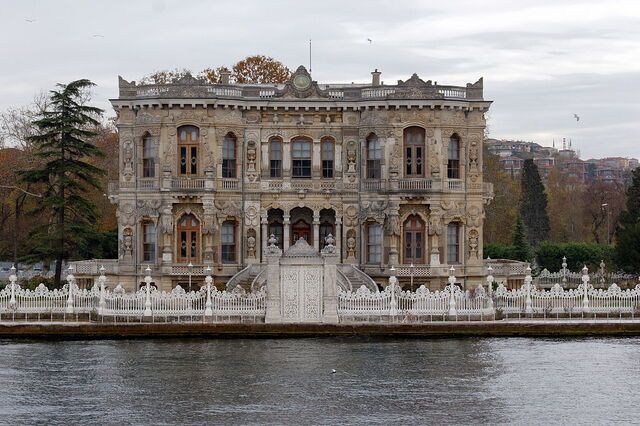 File:RealWorld Kucuksu Palace.jpg