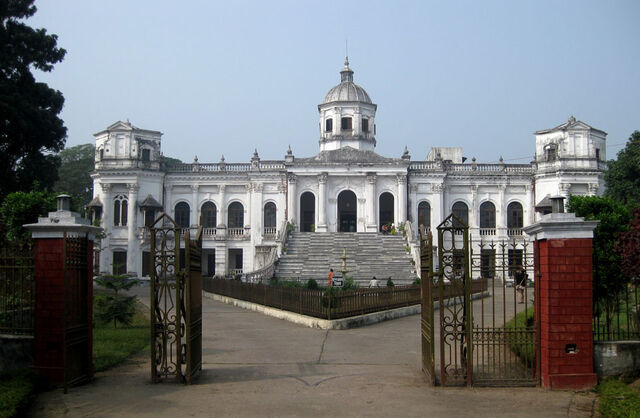 File:RealWorld Tadzhat Palace.jpg