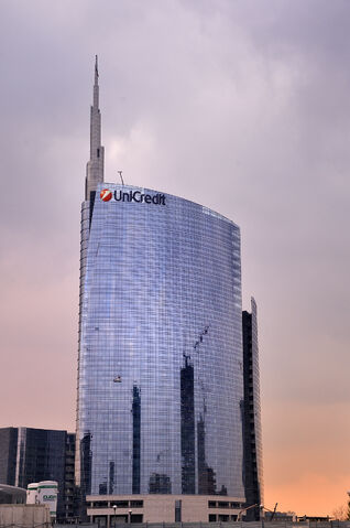 File:RealWorld Pelli Tower.jpg