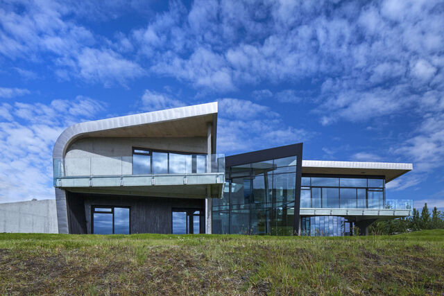 File:RealWorld Reykjavik Residence.jpg