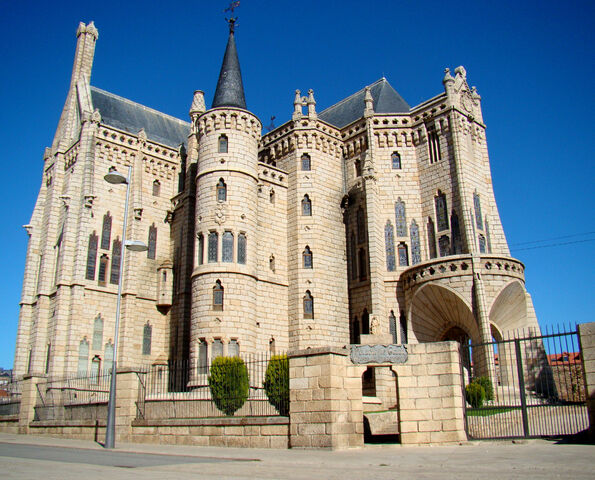 File:RealWorld Episcopal Palace.jpg
