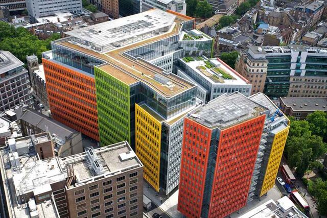 File:Central Saint Giles.jpg