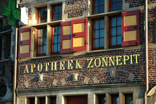 Bestand:Apotheek Zonnepit.jpg