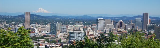 File:Portland and Mt Hood.jpg