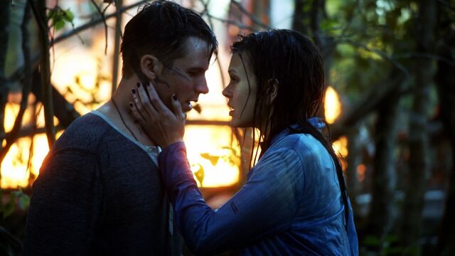File:Starcrossed107-1541.jpg