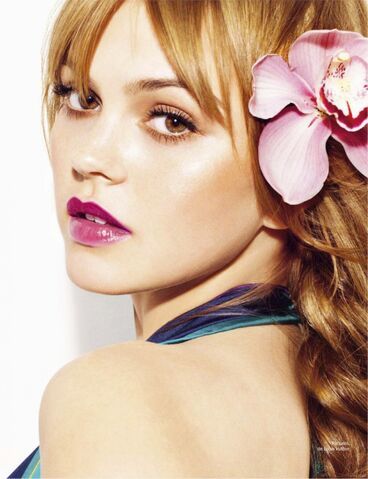 File:Aimee-Teegarden-pictures-hd.jpg