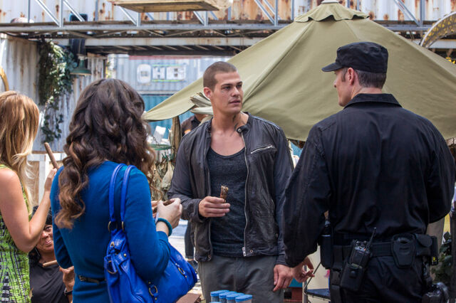 File:1x03 our toil shall strive to mend image 16.jpg