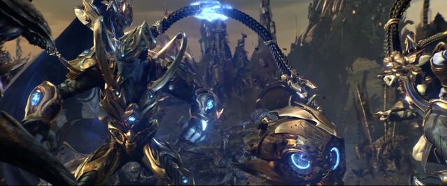 File:ProbeZealot SC2-LotV Cine1.jpg