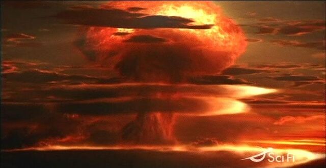 File:Arma nucleare esplode sullo scudo di Atlantide.jpg