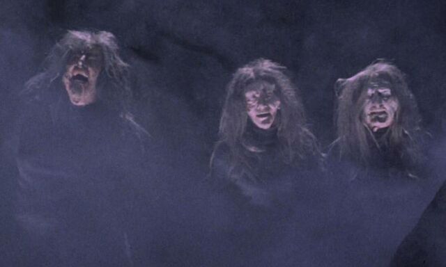 File:Witches on Pyris VII.jpg