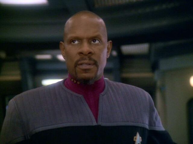 File:Sisko Defiant bridge.jpg