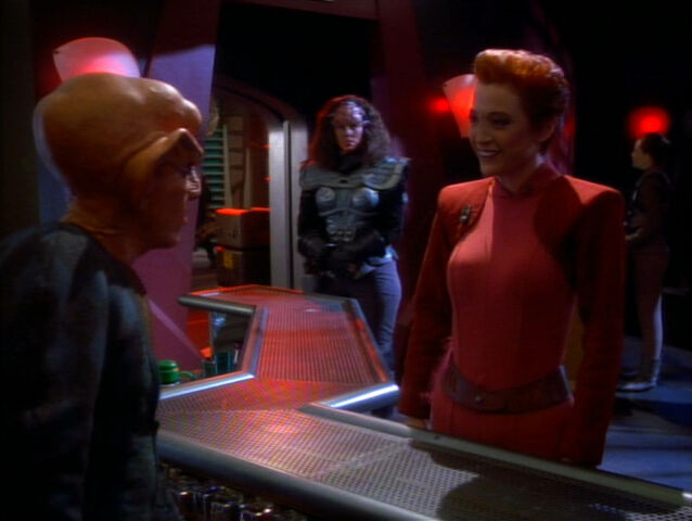 File:Quark's (mirror).jpg