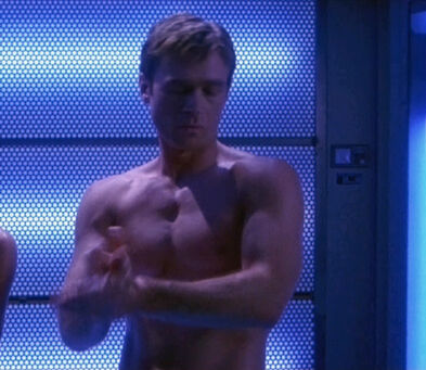 File:Trip topless.jpg