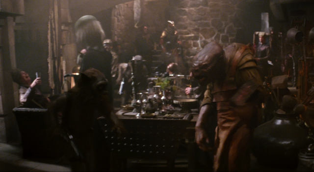 File:Strono serving food.png