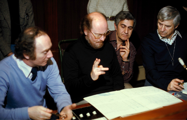 File:MaestroJohnWilliams-SWGP.png