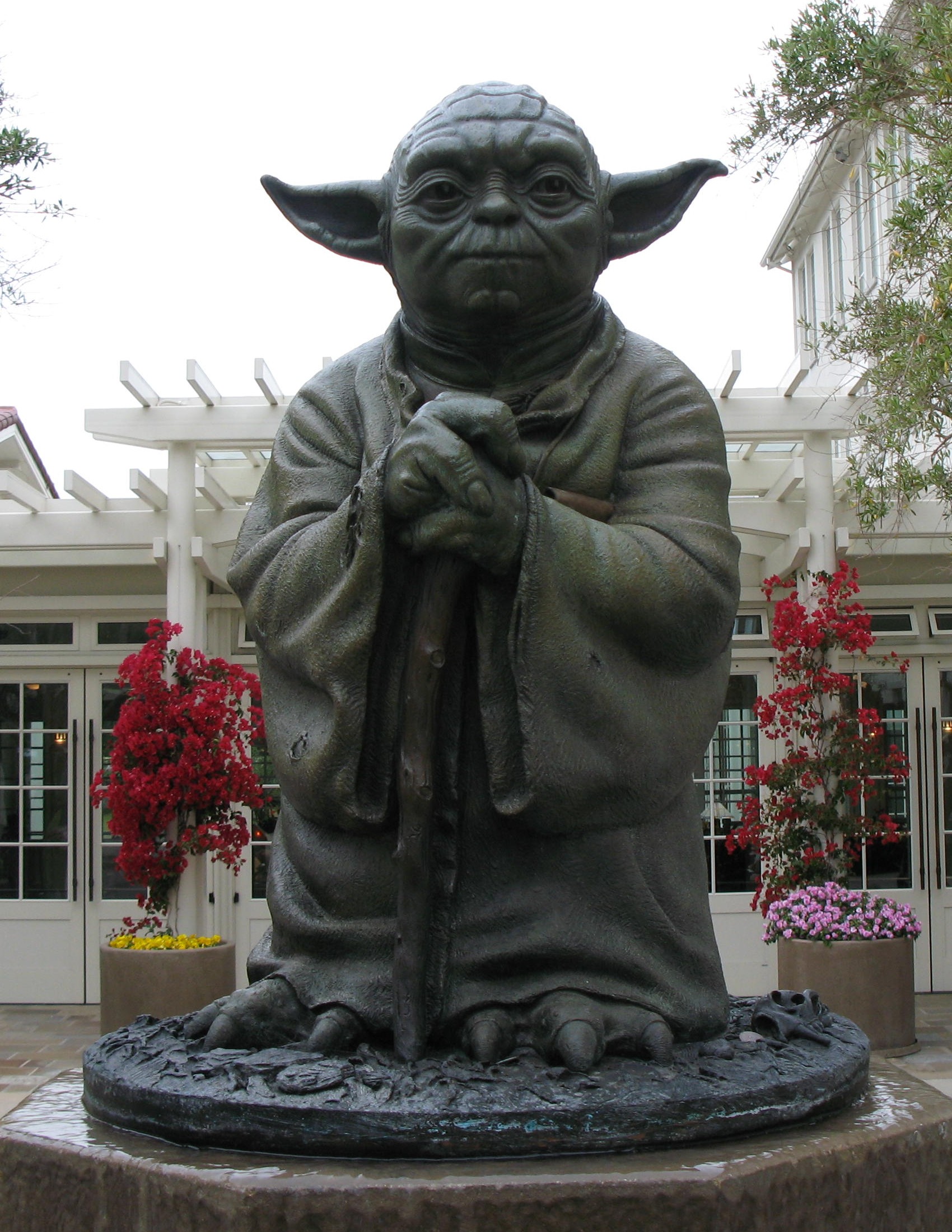 blockbuster yoda statue