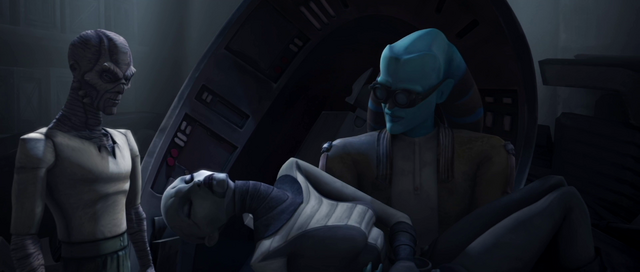 File:RatchCarriesVentress-Nightsisters.png