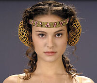 Padmé AOTC.jpg