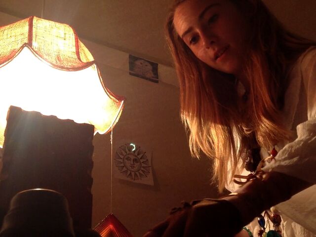 File:Xyla and the machine.jpg