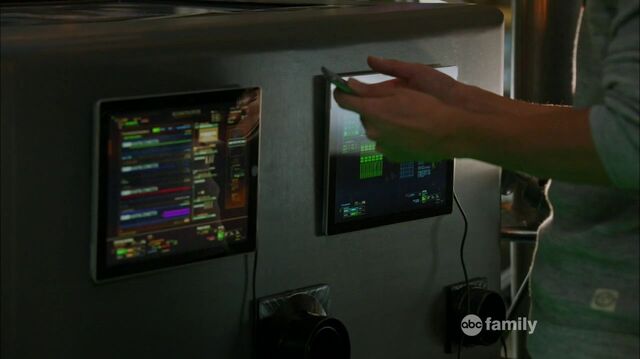 File:Stitchers1.03-233.jpg