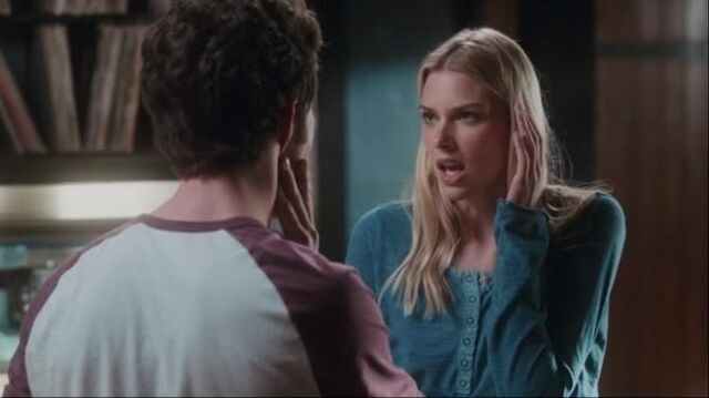 File:Stitchers1.01-00322.jpg