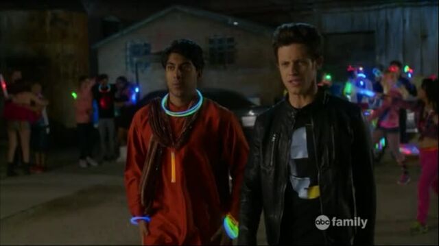 File:Stitchers1.02-2015-06-12-15h08m14s0.jpg