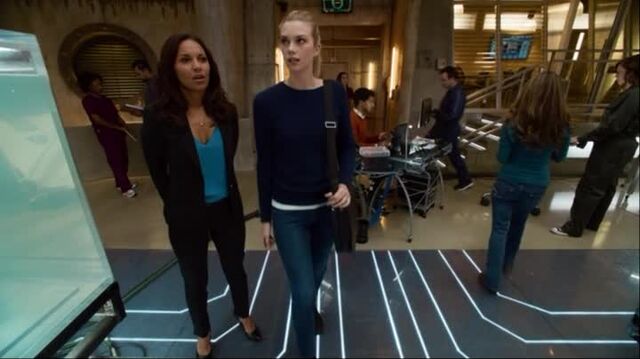 File:Stitchers1.01-00102.jpg