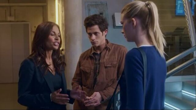 File:Stitchers1.01-00359.jpg