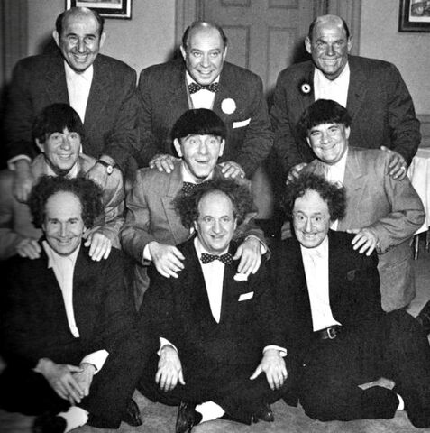 File:Actor as Nine brother.jpg
