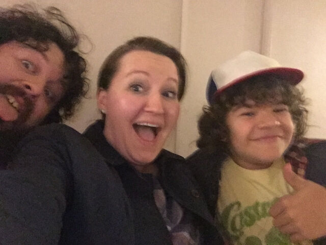 File:Henderson Family BTS 2.jpg