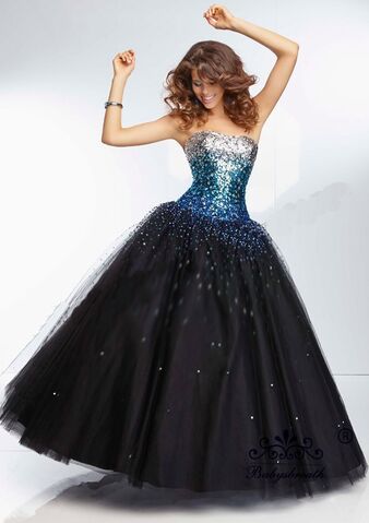 Plik:Sally-prom-dress.jpg