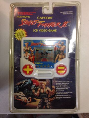 Archivo:SF II blister - tiger electronics.jpg